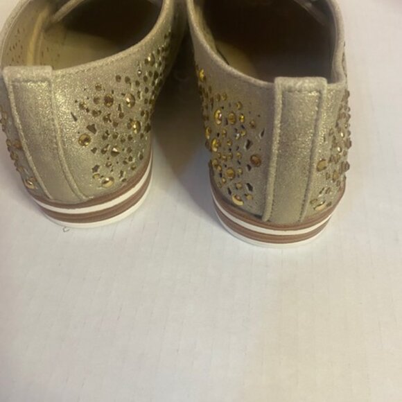 Chic By Lady Couture Women’s metallic gold flat oxford shoes, size 9 - Picture 5 of 7